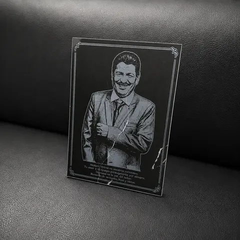 PORTRAIT PHOTO