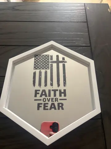 Mirror engraving